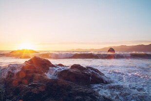 海边日出美景