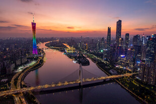 广州塔小蛮腰珠江新城CBD航拍