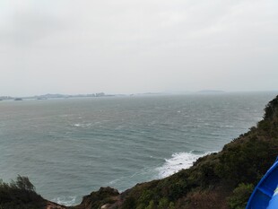 海边景致 波涛拍岸