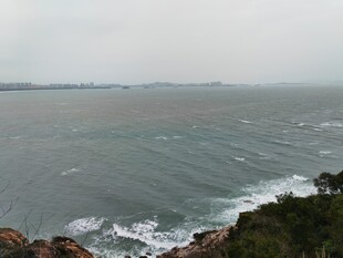 海边景致 波澜壮阔海岸线