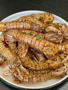 美味椒盐皮皮虾一盘