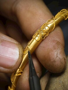 金银饰品手工打金银加工黄金手镯