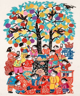 树下欢聚的多彩人物场景