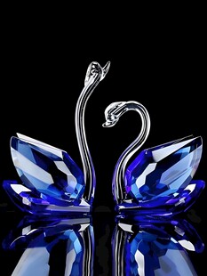 蓝水晶天鹅摆件