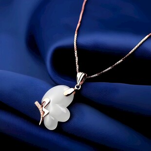 精致四叶草金项链