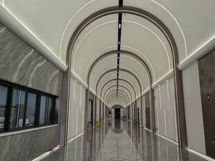 现代风格拱形走廊通道