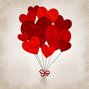 心形气球束浪漫氛围拉满