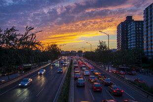 北京北三环晚高峰晚霞