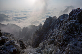 自然风景黄山峡谷山峰云海日出