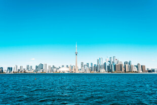 多伦多城市天际线与海景