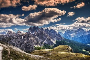 壮丽山景