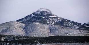雪山壮丽景观