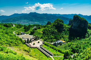 山间村落美景