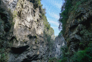 壮丽峡谷景观