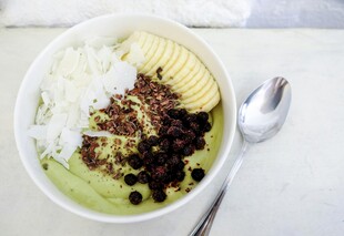 抹茶水果冰淇淋碗