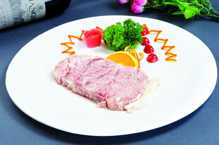 美味生肉摆盘 色彩诱人