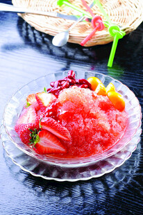 缤纷水果冰沙 美味诱人