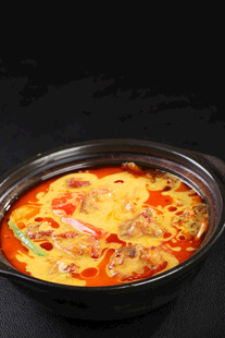 美味番茄火锅食材丰富