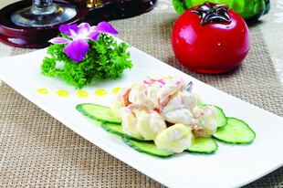 虾仁黄瓜摆盘美食