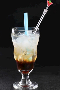 分层冰咖啡饮品