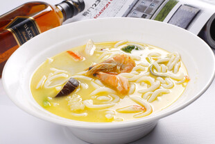 鲜虾菌菇汤面