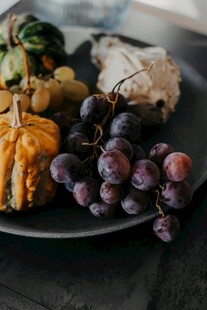 丰盛果盘多样美味食材