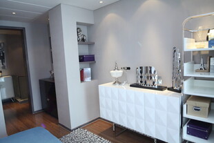 简约整洁的室内收纳场景