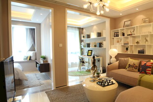 温馨现代风客厅室内场景