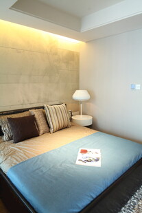 简约温馨卧室床铺场景