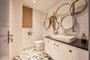 现代简约风浴室设计