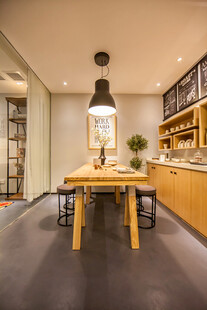 现代简约风温馨餐厅空间