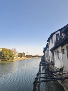 水乡河畔 古朴民居