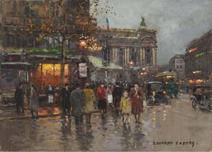 雨中城市街头行人景象