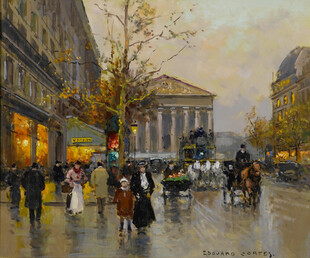 雨中欧式街道的热闹景象