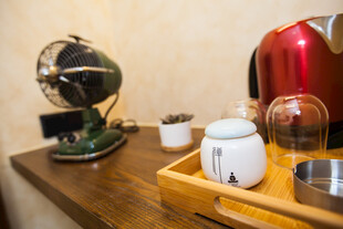 复古桌面的怀旧小家电