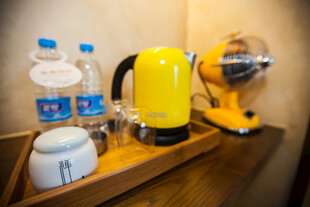 客房内的饮水设备及用品