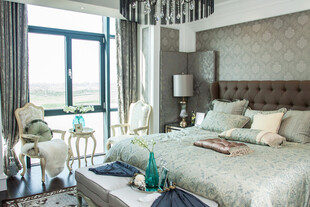 现代简约风豪华卧室场景