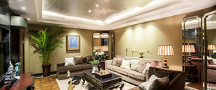 现代风格温馨客厅场景