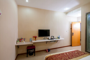 简约温馨卧室室内场景