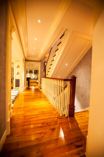 温馨木质风格室内走廊空间