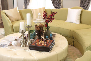 现代简约风客厅沙发一角