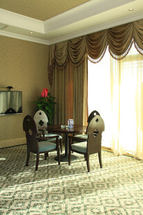 优雅奢华的室内休闲空间