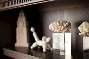 精致摆件装点家居一角