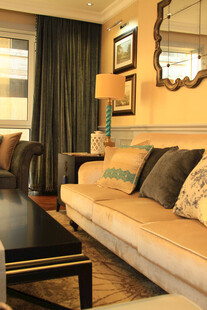 现代简约风格温馨客厅一角