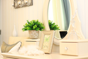 温馨梳妆台布置场景