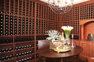 豪华酒窖 精致品酒空间