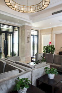 现代优雅客厅室内装饰图