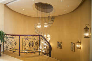 豪华室内楼梯装饰景观