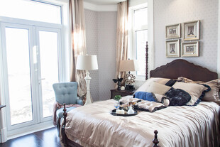 温馨现代风格卧室一角