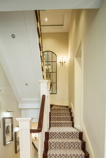 优雅复古风室内楼梯设计